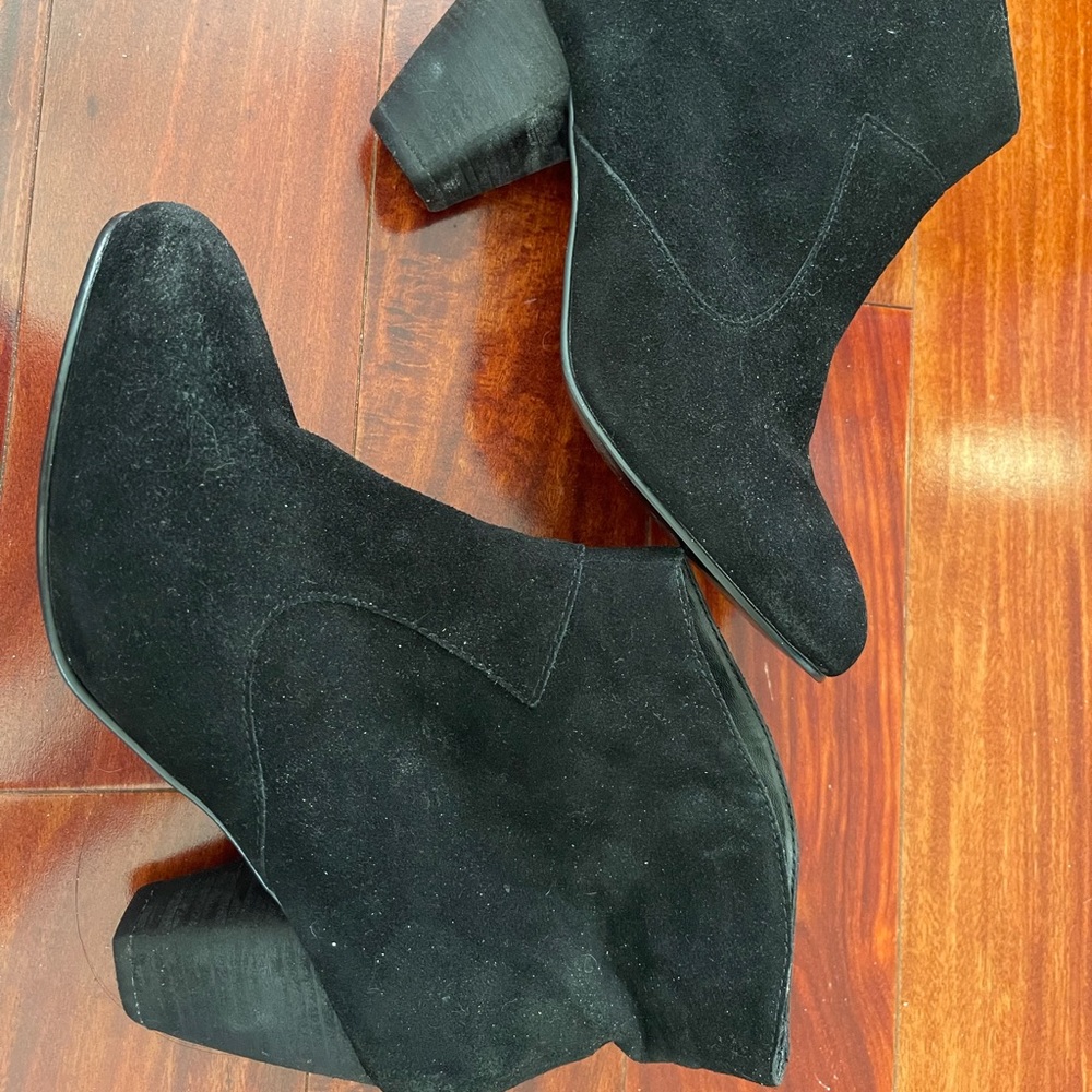 Urban Outfitters Ecote Suede Black Booties Ankle Boots Size 9